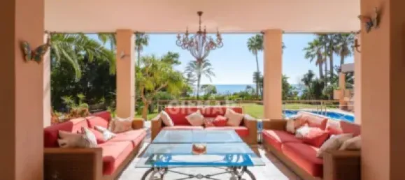 8 bedrooms Villa in Estepona, Spain No. 24238 10