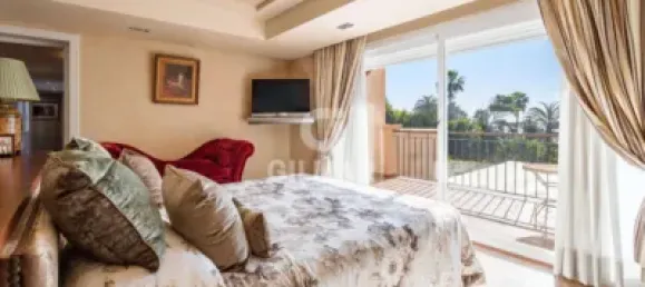 8 bedrooms Villa in Estepona, Spain No. 24238 24