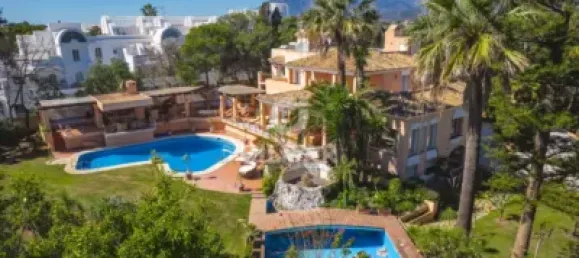 8 bedrooms Villa in Estepona, Spain No. 24238 18