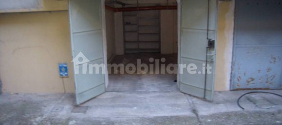 Garage à Pavia, Italy 13m² No. 159007 2