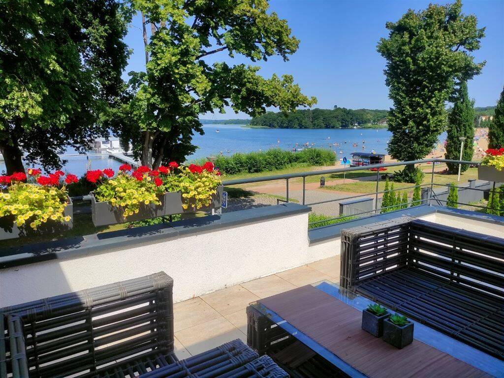 6-salle Villa à Schwerin, Germany No. 44758