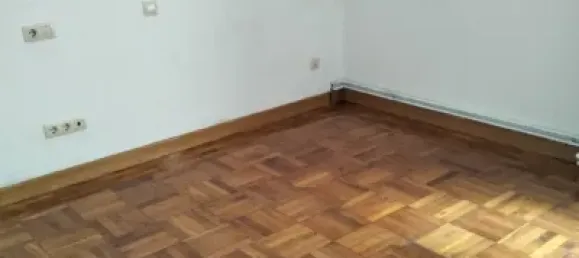 3 bedrooms Apartment in Oviedo, Spain No. 167889 18