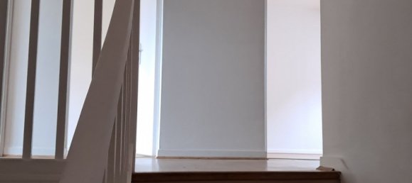 3 bedrooms House in Lesigny, France No. 186856 8