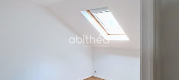 3 bedrooms House in Lesigny, France No. 186856 24