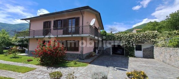 4 Schlafzimmer Villa in Tresana, Italy, Nr. 349459 2