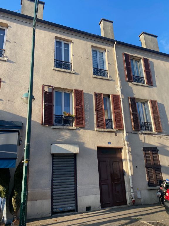 1 غرف نوم شقة في Les Pavillons-sous-Bois, France رقم 173857