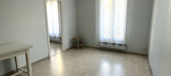 1 غرف نوم شقة في Les Pavillons-sous-Bois, France رقم 173857 2