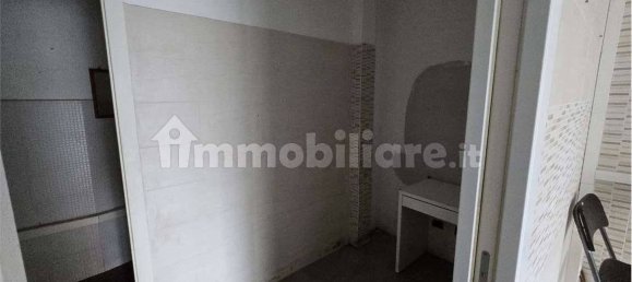 Imóvel comercial de 2 divisões em Genoa, Italy N.º 31691 4