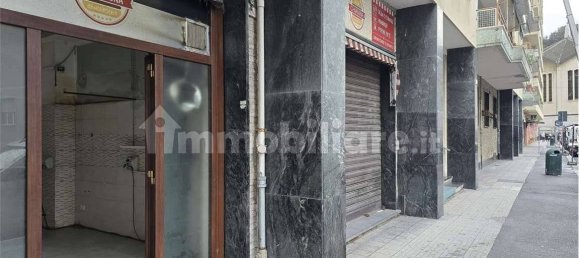 Imóvel comercial de 2 divisões em Genoa, Italy N.º 31691 2