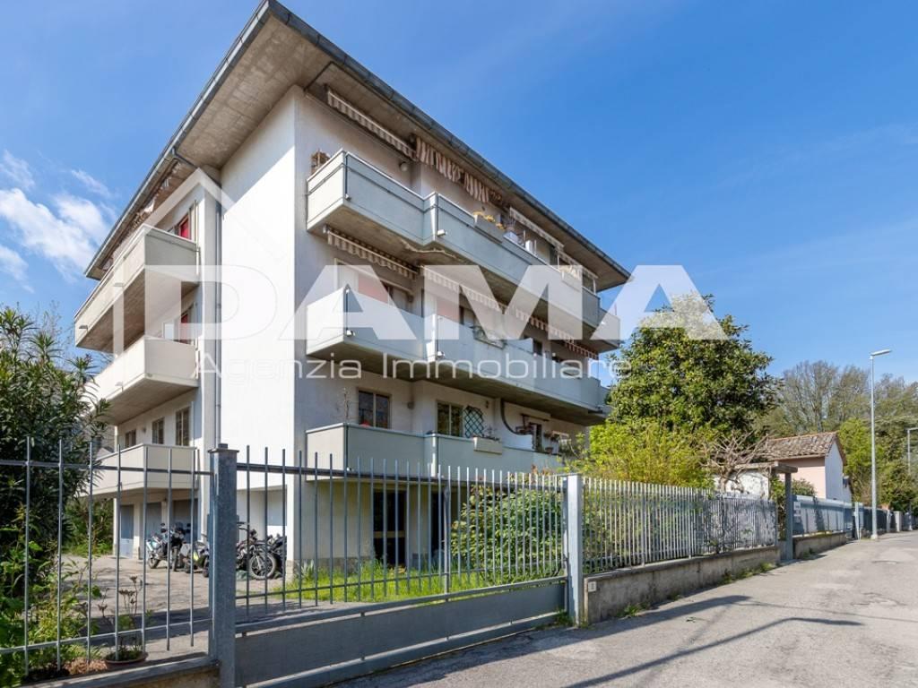 5 rooms Apartment in Forlì, Italy No. 35893