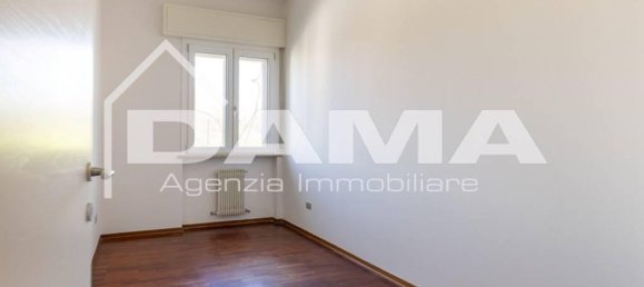 5 rooms Apartment in Forlì, Italy No. 35893 23