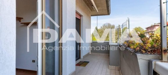 5 rooms Apartment in Forlì, Italy No. 35893 17
