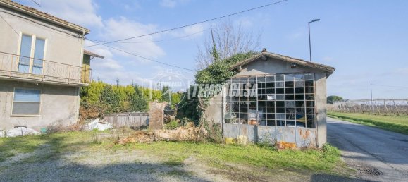 5 rooms House in Cesena, Italy No. 260573 7