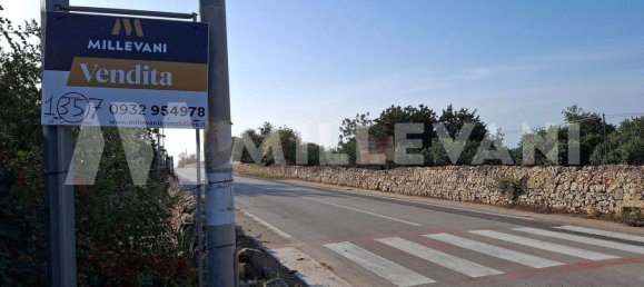 Grundstück in Pozzallo, Italy 600m², Nr. 52058 11