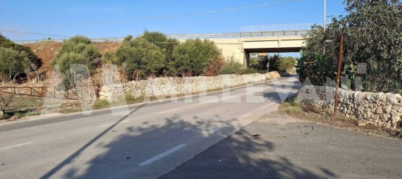 Grundstück in Pozzallo, Italy 600m², Nr. 52058 12