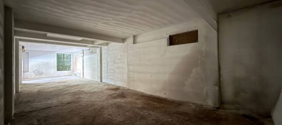 85m² Commercial property in Loano, Italy No. 285961 5