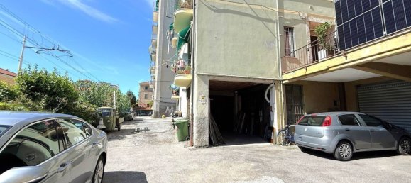 85m² Commercial property in Loano, Italy No. 285961 10
