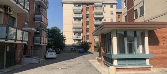 3 rooms Apartment in Trezzano sul Naviglio, Italy No. 6306 2