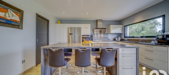 4 bedrooms House in Maizeroy, France No. 216585 10