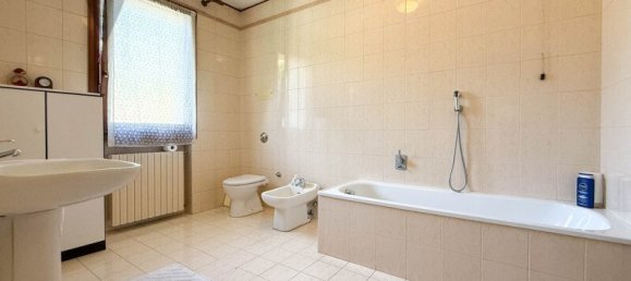 4 bedrooms House in Noventa Padovana, Italy No. 271953 28