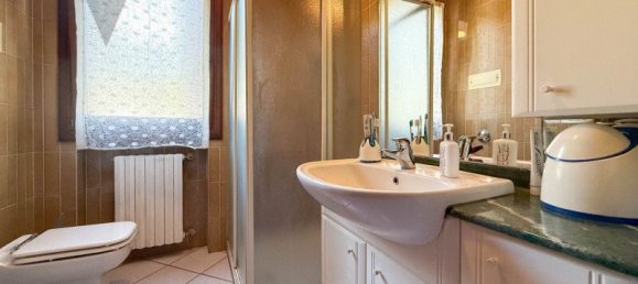 4 bedrooms House in Noventa Padovana, Italy No. 271953 30