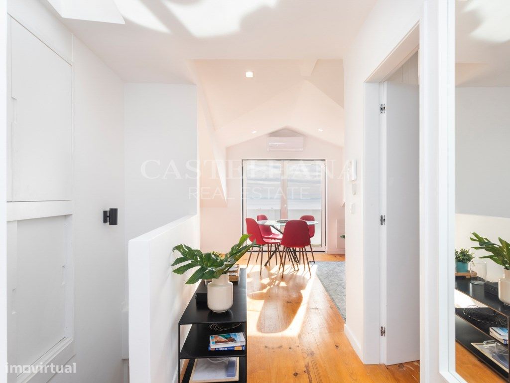 9 bedrooms Apartment in Lisbon, Portugal No. 117048