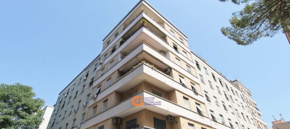 3 Schlafzimmer Wohnung in Rome, Italy, Nr. 359145 20