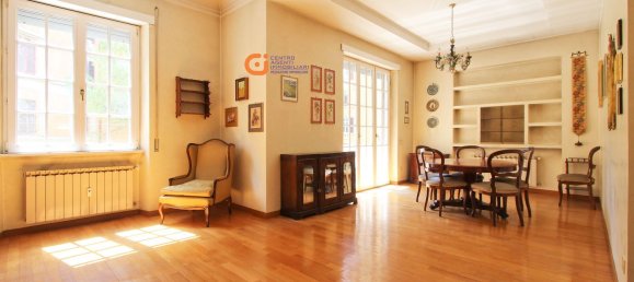 3 Schlafzimmer Wohnung in Rome, Italy, Nr. 359145 2