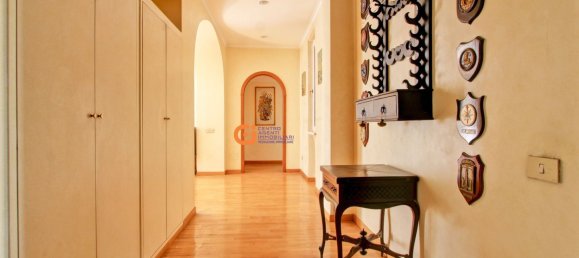 3 Schlafzimmer Wohnung in Rome, Italy, Nr. 359145 17