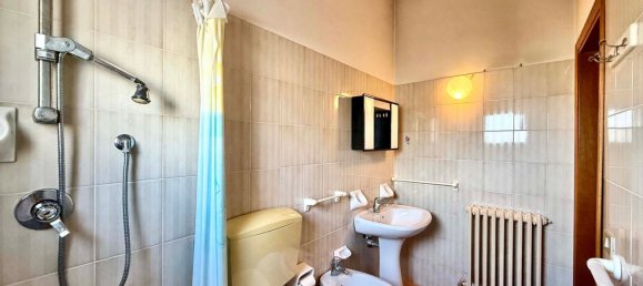 8 rooms House in Alfonsine, Italy No. 307108 34