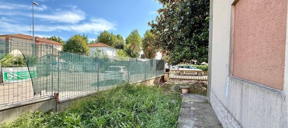 8 rooms House in Alfonsine, Italy No. 307108 11