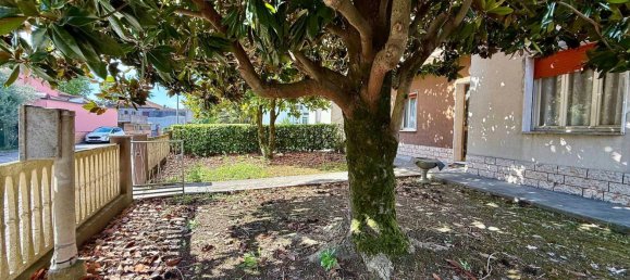 8 rooms House in Alfonsine, Italy No. 307108 8