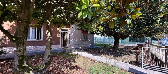 8 rooms House in Alfonsine, Italy No. 307108 7