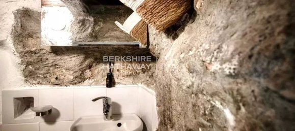 Studio in Como, Italy No. 11516 21