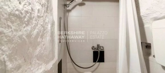 Studio in Como, Italy No. 11516 23