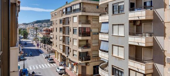 Квартира с 4 спальнями в Гуардамар-дель-Сегура, Испания № 186300 3