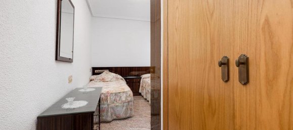 Квартира с 4 спальнями в Гуардамар-дель-Сегура, Испания № 186300 17