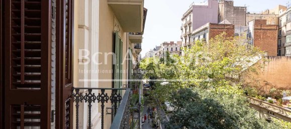 Apartamento T3 em Eixample, Spain N.º 159308 35