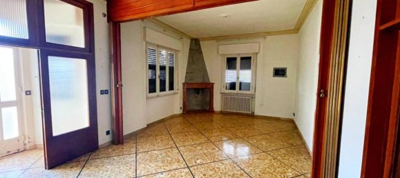 11 rooms Villa in Monte San Savino, Italy No. 176539 14