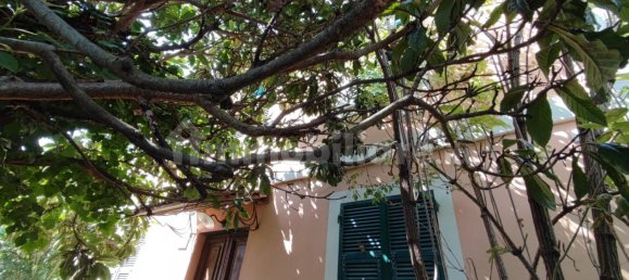 3 Schlafzimmer Haus in Genoa, Italy, Nr. 96430 2