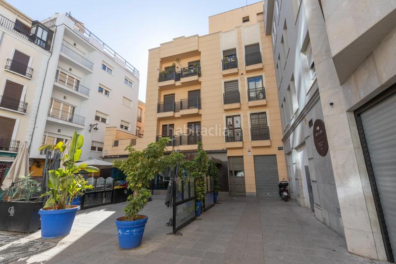 500m² Office in Granada, Spain No. 172334