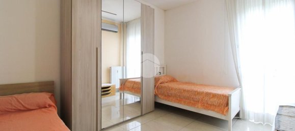 Apartamento de 4 dormitorios en Milan, Italy No. 360736 23