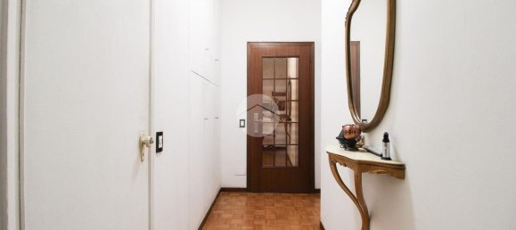 Apartamento de 4 dormitorios en Milan, Italy No. 360736 6