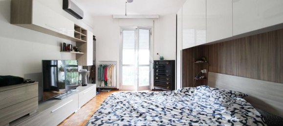 Apartamento de 4 dormitorios en Milan, Italy No. 360736 5