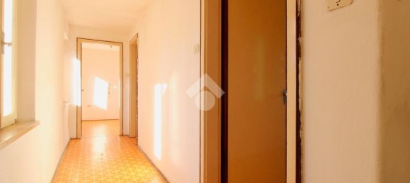 2 bedrooms House in Udine, Italy No. 90736 16