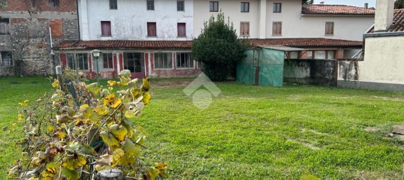 2 bedrooms House in Udine, Italy No. 90736 4