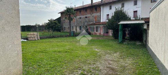 2 bedrooms House in Udine, Italy No. 90736 6