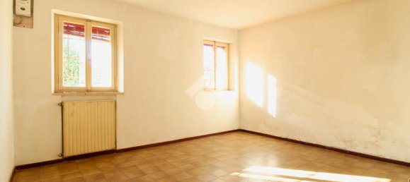 2 bedrooms House in Udine, Italy No. 90736 11