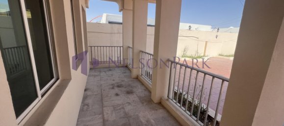 5 Schlafzimmer Villa in Doha, Qatar, Nr. 2222 25