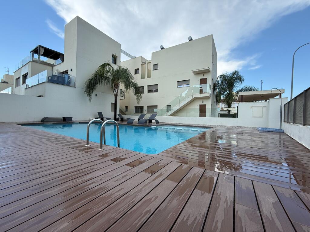 Квартира с 3 спальнями в Дения, Испания № 202094